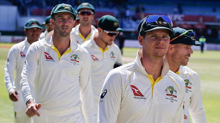 Ball-tampering சம்பவம்: 8 ஆண்டுகளுக்கு பிறகு தென் ஆப்பிரிக்காவிற்கு பயணமாகும் அவுஸ்ரேலிய அணி