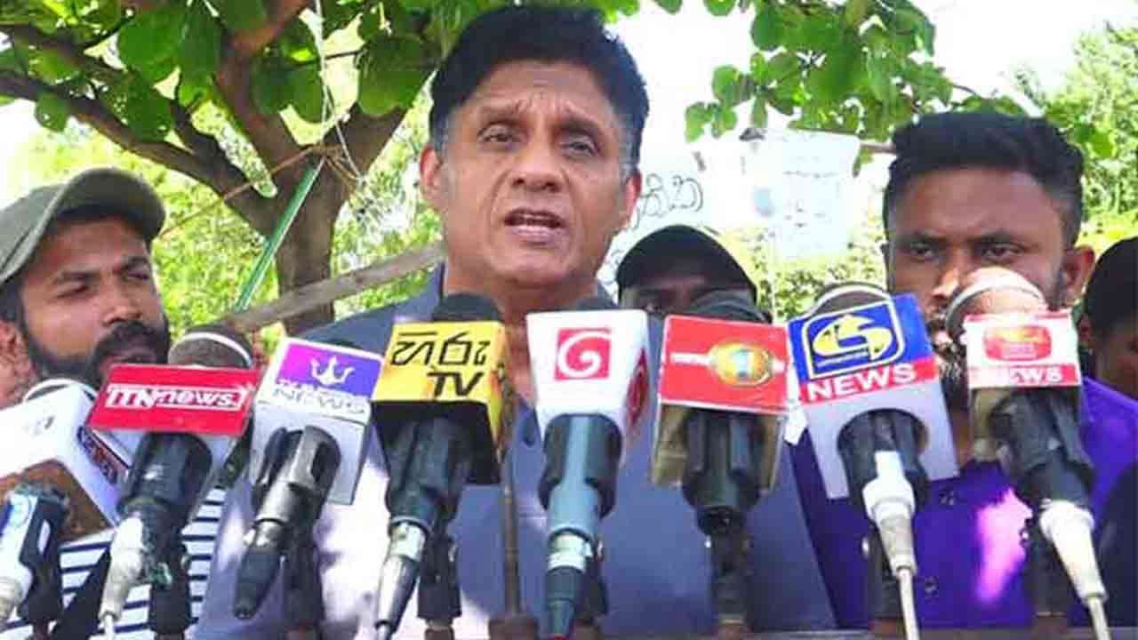 பாடசாலை அபிவிருத்தி உத்தியோகத்தர்கள் 7 ஆவது நாளாகவும் உண்ணாவிரத போராட்டம்!