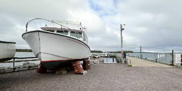 அட்லாண்டிக் கடலில் தத்தளித்த டொராண்டோ நபர்: படகு திருடியதை ஒப்புக்கொண்டார்!