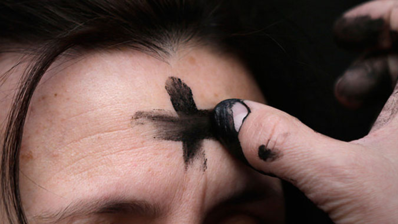 ​சாம்​பல் புதன்​கிழமை​யுடன் கிறிஸ்​தவர்​களின் 40 நாள் தவக்காலம் இன்று தொடக்​கம்!