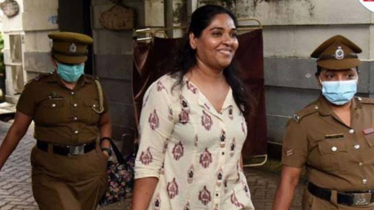 கெஹெலிய ரம்புக்வெல்லவின் மூத்த மகளுக்கு பிணை!