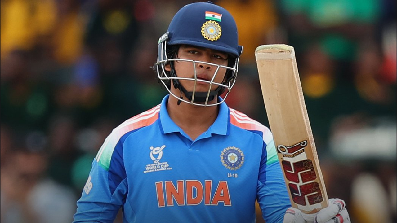 U19 World Cup final; 80 பந்துகளில் 175 ஓட்டங்களை எடுத்து வைபவ் சூரியவன்ஷி சாதனை!