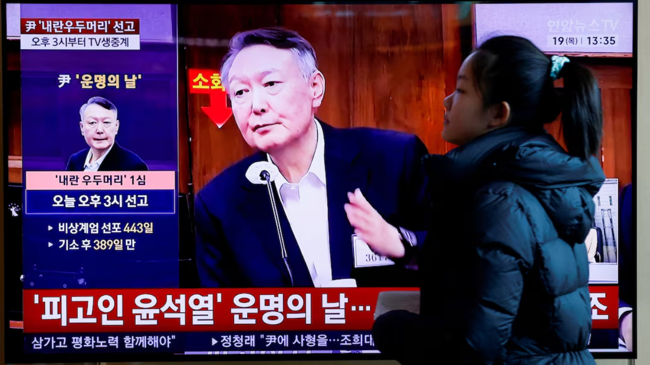 தென்கொரியாவின் முன்னாள் ஜனாதிபதிக்கு ஆயுள் தண்டனை!