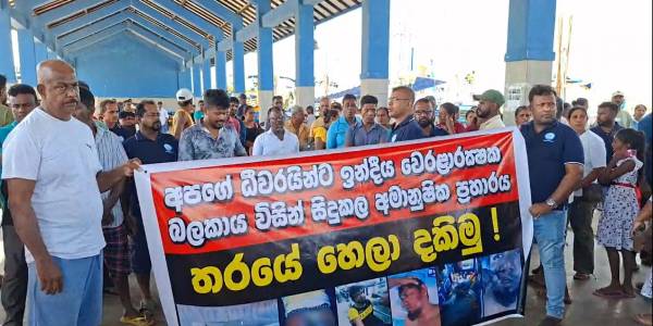 சர்வதேச கடல் எல்லையில் மீன்பிடித்துக் கொண்டிருந்த இலங்கை கடற்றொழிலாளர்கள் மீது இந்திய கடற்படையினர் தாக்குதல்!