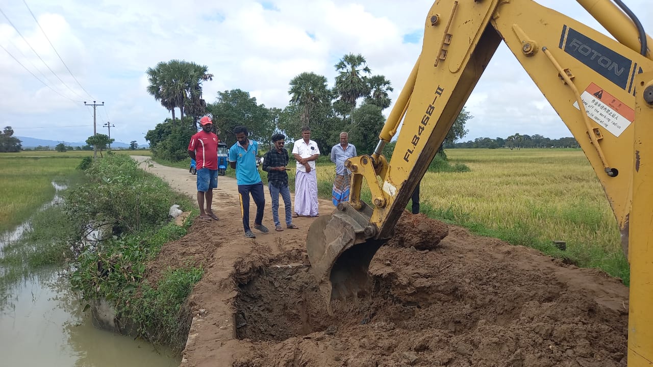 போரதீவுப்பற்று பிரதேசத்தில் வீதி சீர்செய்யப்பட்டு பொதுமக்களுக்கு திறப்பு