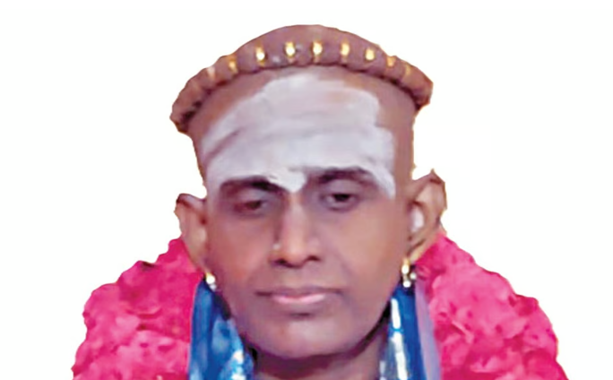 சூரியனார் கோயில் ஆதீனகர்த்தர் பொறுப்பேற்பு