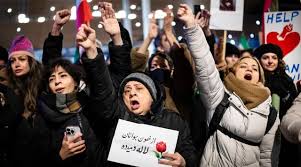 ஈரானில் அதிகரிக்கும் பதற்றம் – அமெரிக்கர்களை வெளியேறுமாறு அறிவுறுத்தல்!