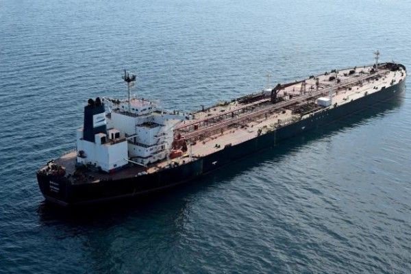 ரஷ்ய கப்பலுக்கு அதிர்ச்சி கொடுத்த பிரான்ஸ்!