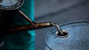 பெரும் சரிவைச் சந்தித்த கச்சா எண்ணெய் விலை