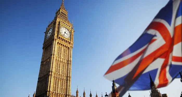 பிரித்தானியாவின் புதிய நடைமுறைகள் – பெண்களுக்கு பாரபட்சமாக அமைந்துள்ளதாக குற்றச்சாட்டுக்கள்