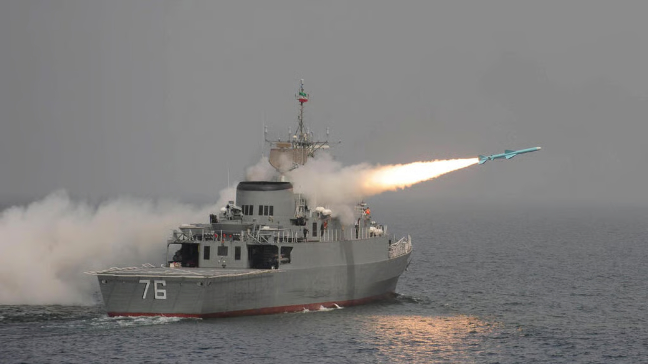 இலங்கை கடற்பரப்பில் ஈரானிய கப்பல் மீதான தாக்குதலில் 101 பேர் காணாமல் போனதாக தகவல்!