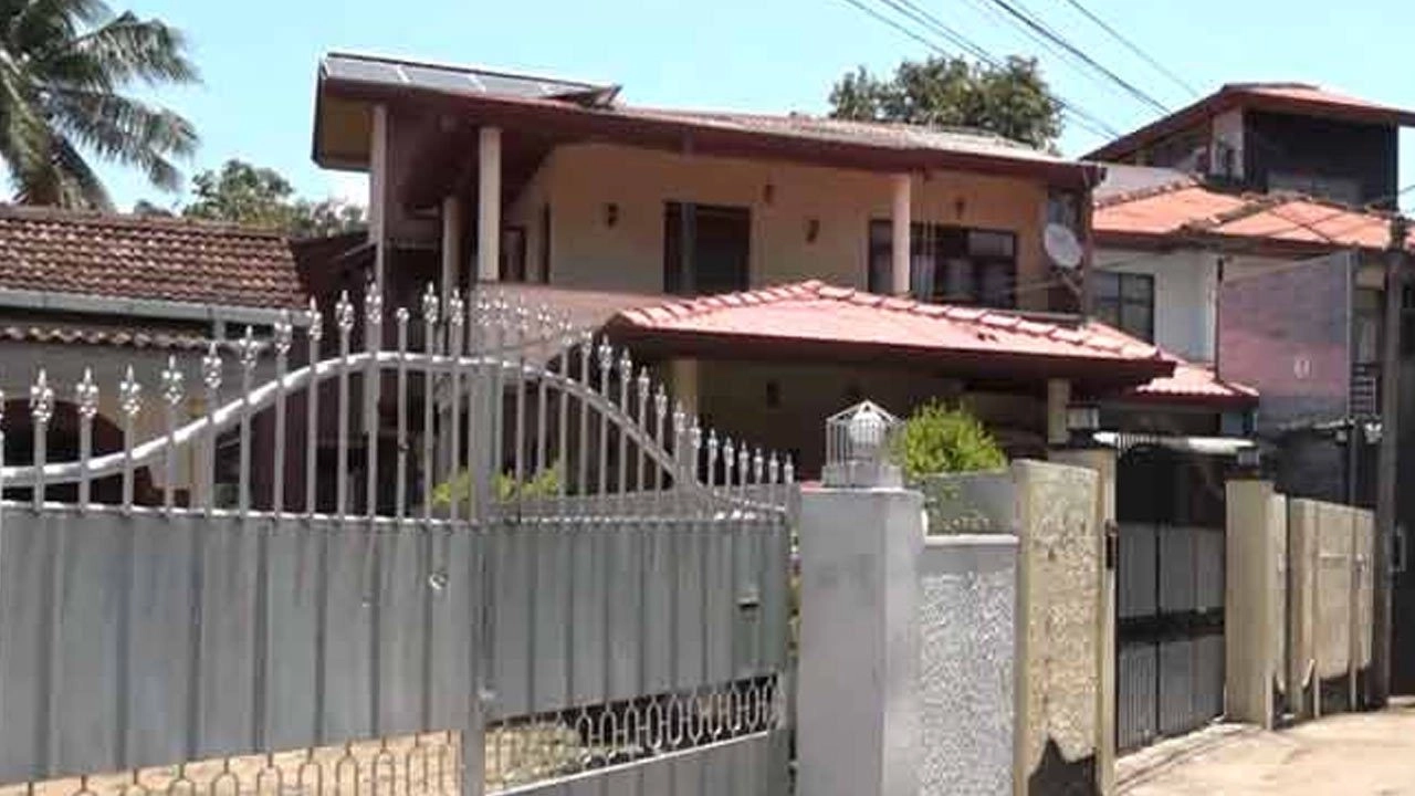 பட்டுவத்த சாமரவின் மனைவியின் சொகுசு வீடு முடக்கம்