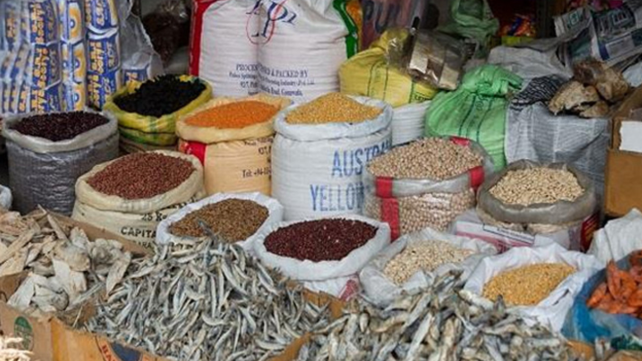 600 அத்தியாவசியப் பொருட்களின் விலைகளைக் குறைக்க நடவடிக்கை!