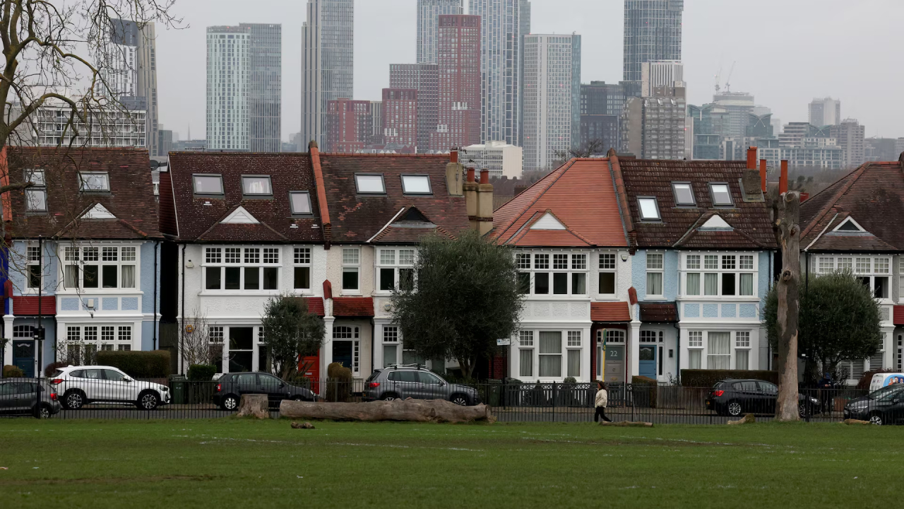 2026 மார்ச் மாதத்தில் பிரிட்டனின் வீட்டு விலைகள் 0.9% உயர்வு!