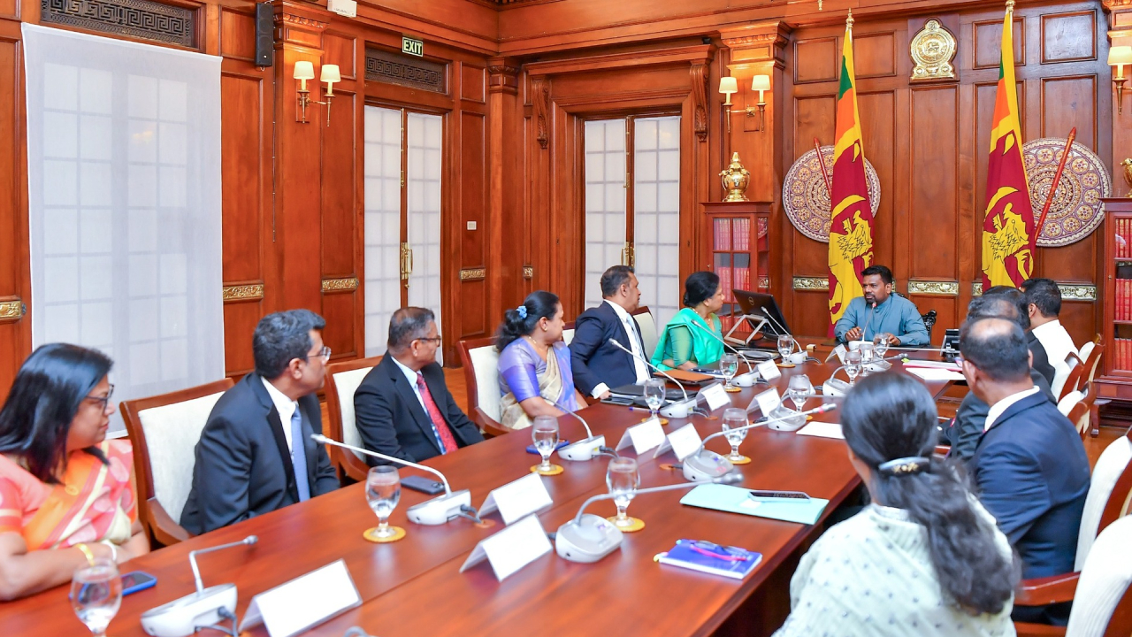 10 இராஜதந்திரிகளின் நியமனத்துக்கு உயர் பதவிகள் பற்றிய நாடாளுமன்றக் குழு அங்கீகாரம்!