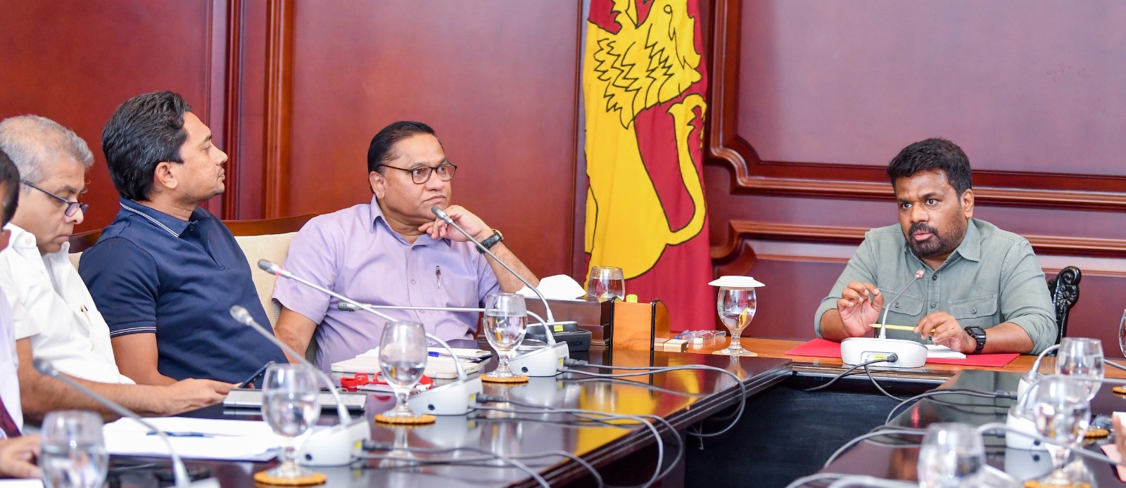 போர்ச் சூழலால் ஏற்படும் சவால்களை எதிர்கொள்ள தயார்நிலை: ஜனாதிபதி விசேட அறிவுறுத்தல்கள்!