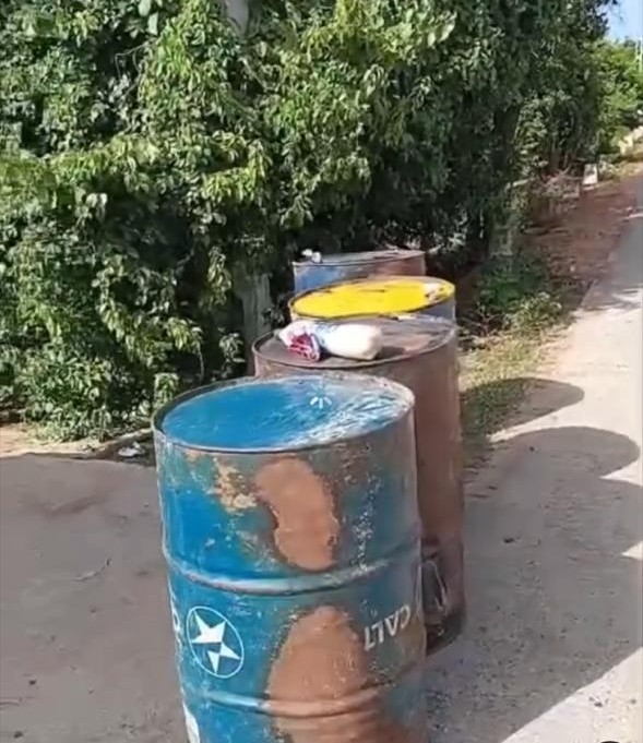 மட்டக்களப்பு கொக்கட்டிச்சோலை பகுதியில் கசிப்பு உற்பத்தி நிலையம் முற்றுகை!