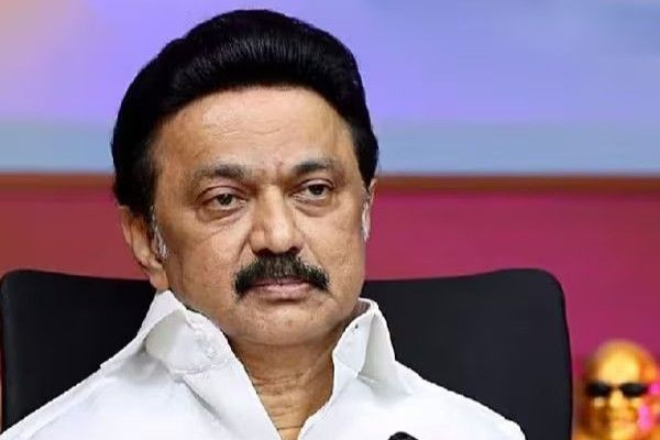 போதுமான எரிபொருள் கையிருப்பு உள்ளது – மக்கள் பதற்றம் கொள்ள வேண்டாம்: முதல்வர் ஸ்டாலின்