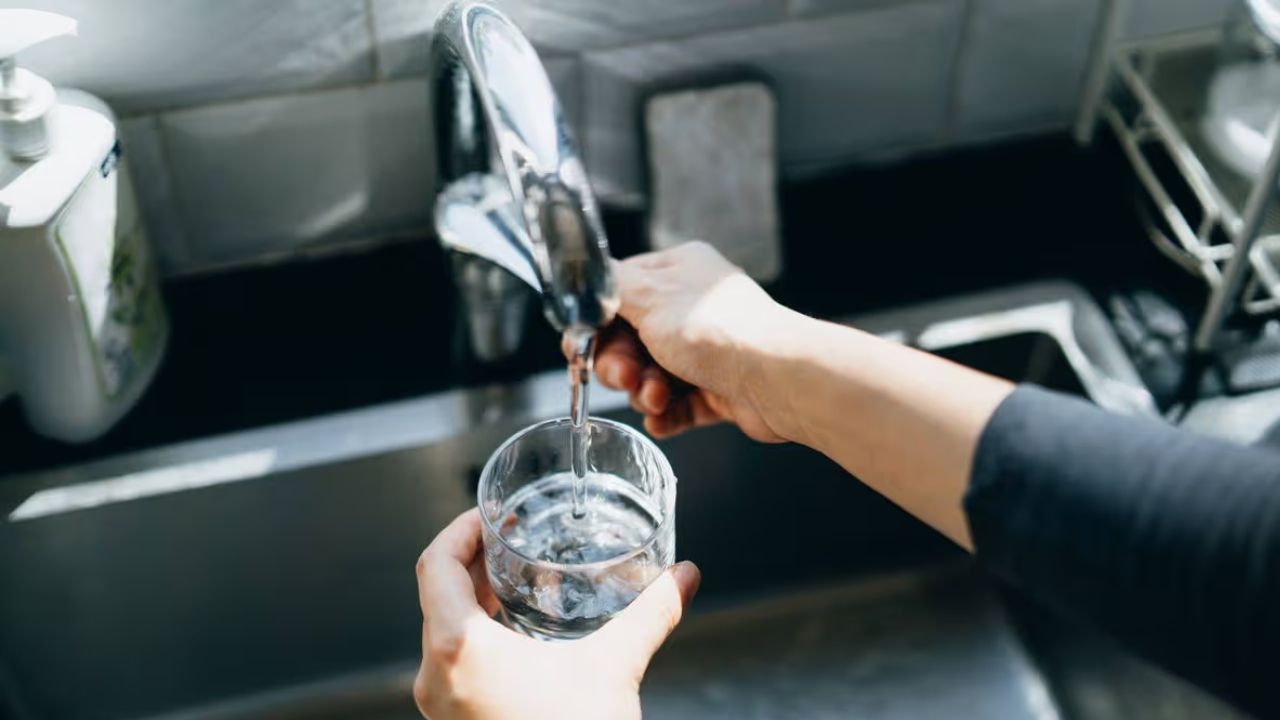 இங்கிலாந்தின் 5 நீர் விநியோக நிறுவனங்களுக்கு கட்டணங்களை உயர்த்த அனுமதி!