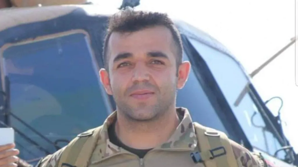 பிரித்தானிய இராணுவத்துடன் பணியாற்றிய ஆப்கான் வீரர் மீது பிரித்தானியர்கள் தாக்குதல்!