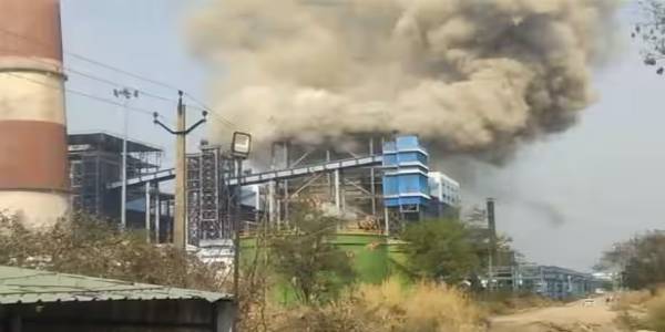 சத்தீஸ்கரில் உள்ள தனியார் அனல் மின் நிலையத்தில்  கொதிகலன்  வெடிப்பு – 10 தொழிலாளர்கள்  உயிரிழப்பு!