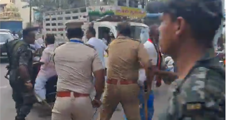 புதுவையில் மோதிக்கொண்ட காங்கிரஸ் – பாஜகவினர்