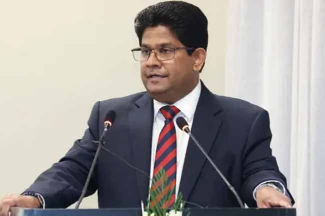 பிரதிச் சபாநாயகர் சமிந்த குலரத்னவின் இடைநீக்கத்திற்கு எதிரான ரிட் மனு ஒத்திவைப்பு!
