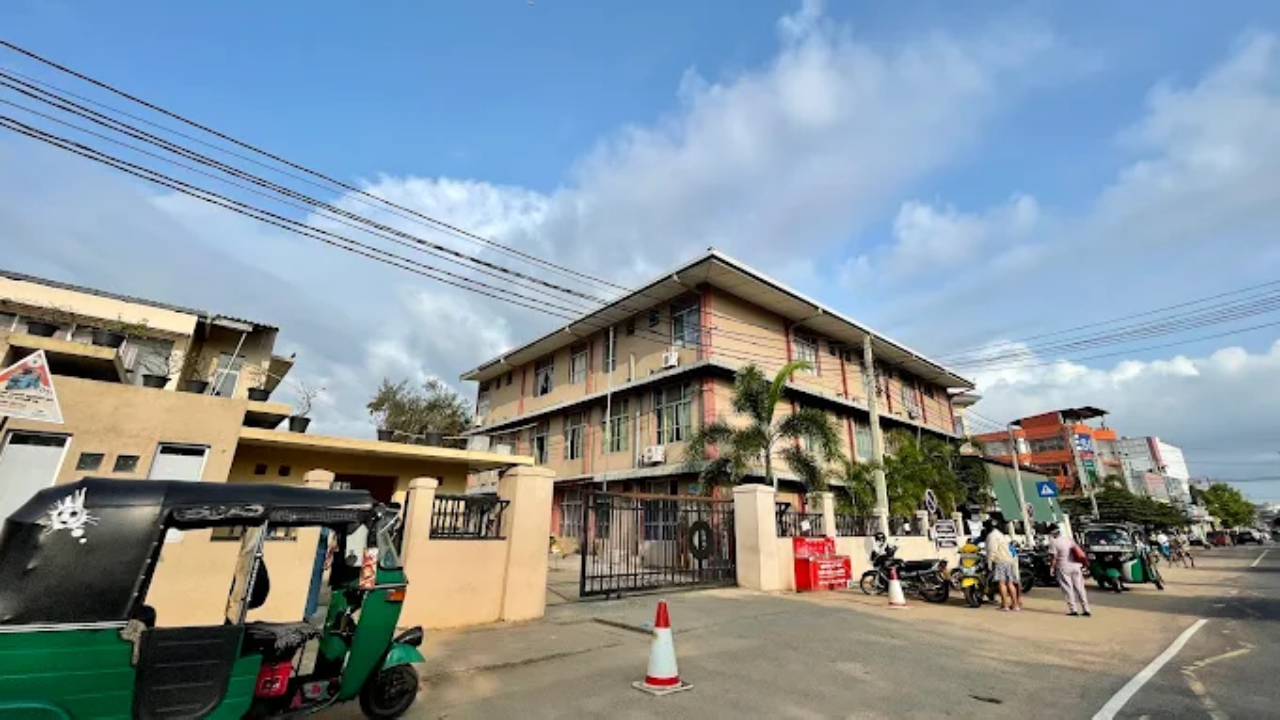 சிலாபம் வைத்தியசாலையில் தாக்குதல்; இரு பாதுகாப்பு அதிகாரிகள் காயம்!