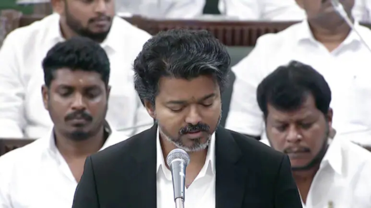 விமர்சனங்களுக்கு சட்டமன்றத்தில் தமிழக முதல்வர் விஜய் பதிலடி!