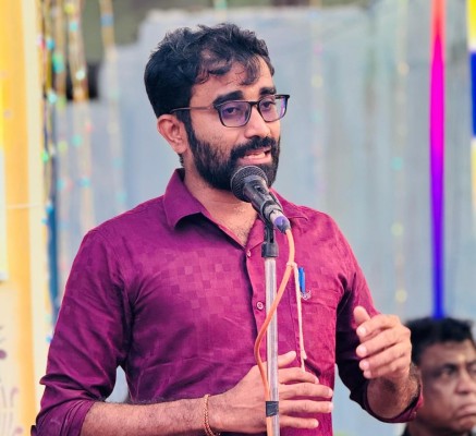 வருமானத்திற்காக சமூக ஊடகங்களில் பெண்களை இழிவுபடுத்துகின்றனர் – இளங்குமரன் கண்டனம்!