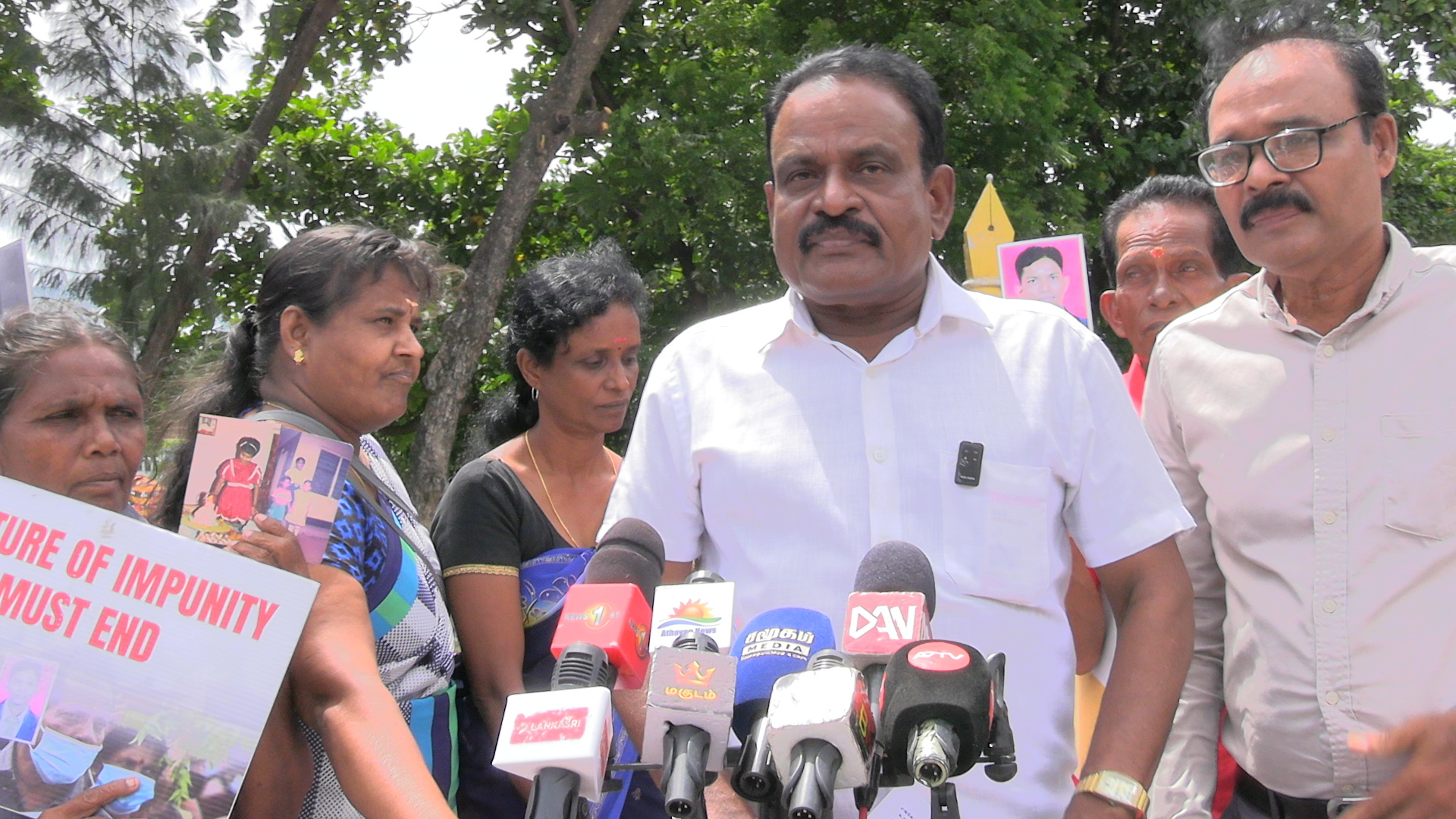 “மடியில் கனமில்லை என்றால் வழியில் பயமில்லை” – சலவை சாடிய சிறிநேசன்!
