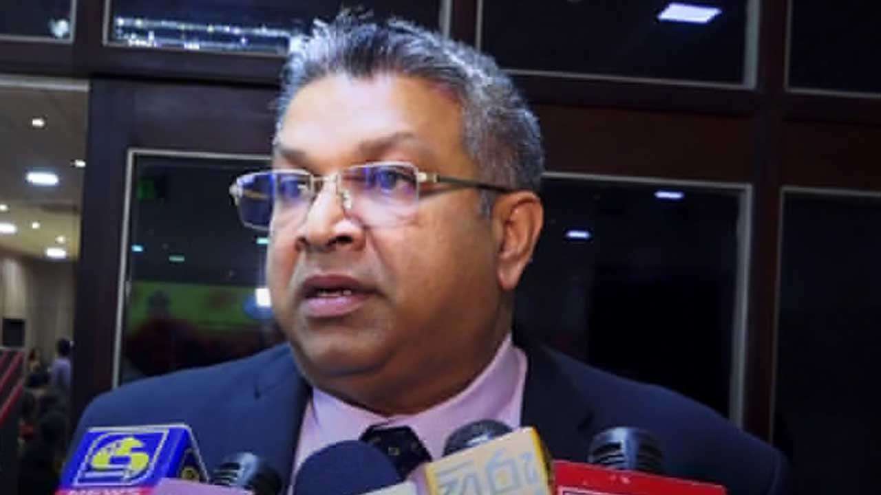 “சிறைச்சாலை மோதல் மிகுந்த கவலையளிக்கிறது” – நீதி அமைச்சர் ஹர்ஷண நாணயக்கார!