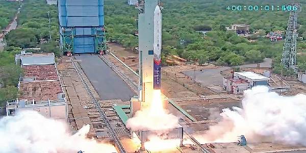 ஸ்ரீஹரிகோட்டாவில் இருந்து விண்ணில் ஏவப்பட்ட முதல் தனியார் ராக்கெட் ‘விக்ரம்-1’ வெற்றி!