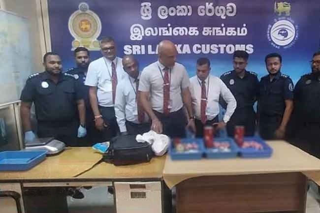 சூட்சுமமான முறையில் கடத்தப்பட்ட 9 கோடி ரூபாய் பெறுமதியான கொக்கேய்ன் பறிமுதல்!