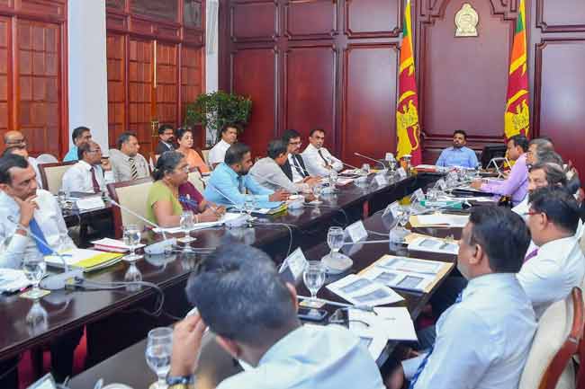 விஞ்ஞான மற்றும் தொழில்நுட்ப அமைச்சு மீதான வரவுசெலவுத் திட்டத்திற்கு முந்தைய கலந்துரையாடல் ஜனாதிபதி தலைமையில்!