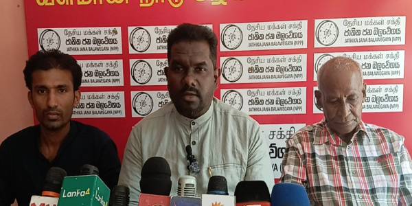 பெருந்தோட்ட மற்றும் சமூக உட்கட்டமைப்பு வசதிகள் பிரதியமைச்சர் சுந்தரலிங்கம் பிரதீப் ஊடக சந்திப்பு!